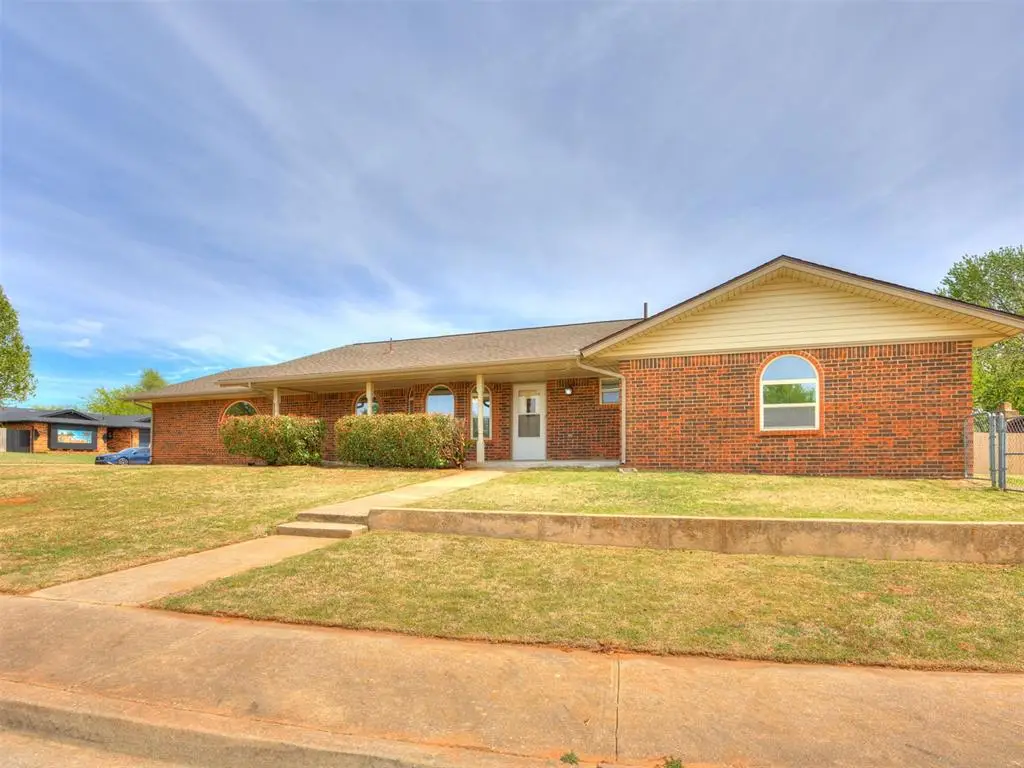 1000 Richmond Street, Yukon, OK 73099 - #1