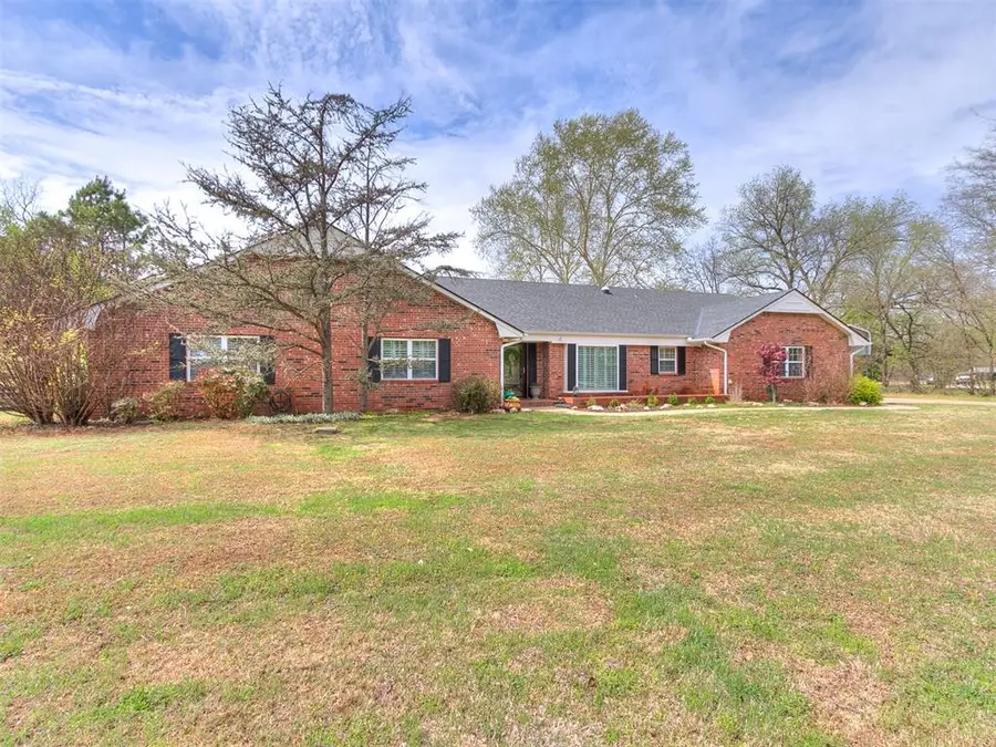 914 Living Springs Trail, Washington, OK 73093 - #2