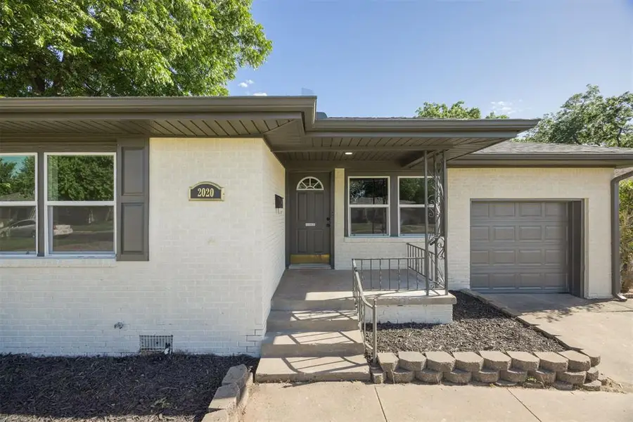 2020 Hasley Drive, The Village, OK 73120 - #2