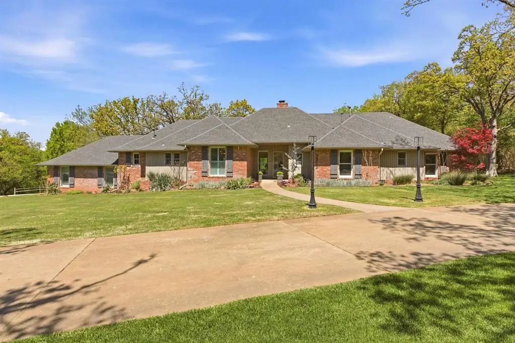 3313 Arrowhead Circle, Edmond, OK 73013 - #1