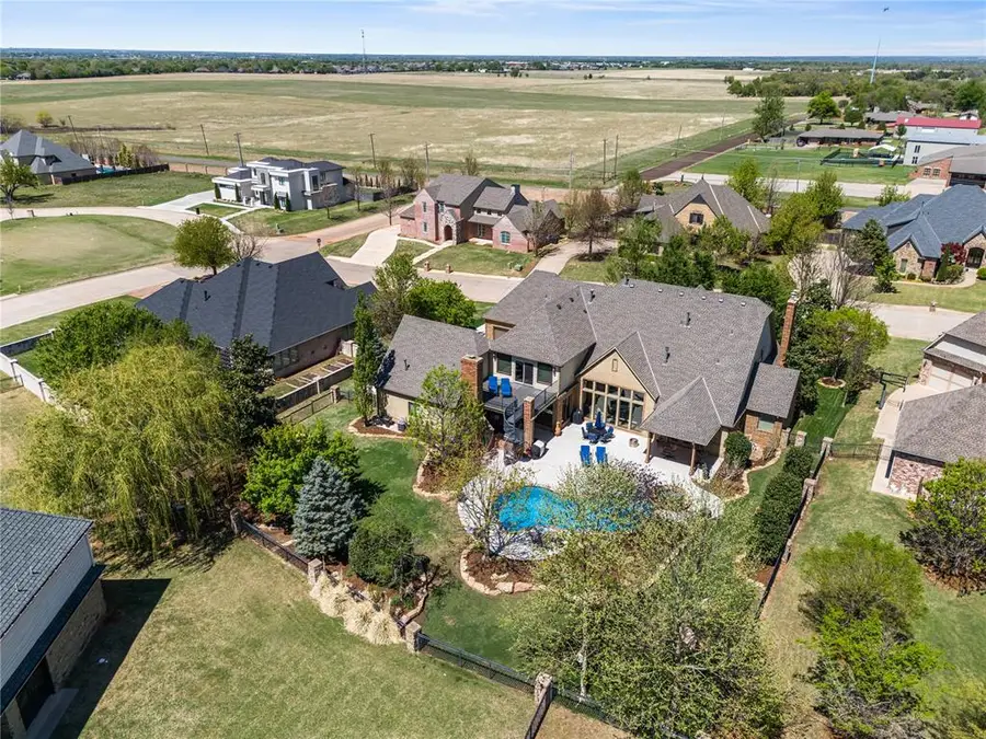 408 Oak Summit Road, Edmond, OK 73025 - #3