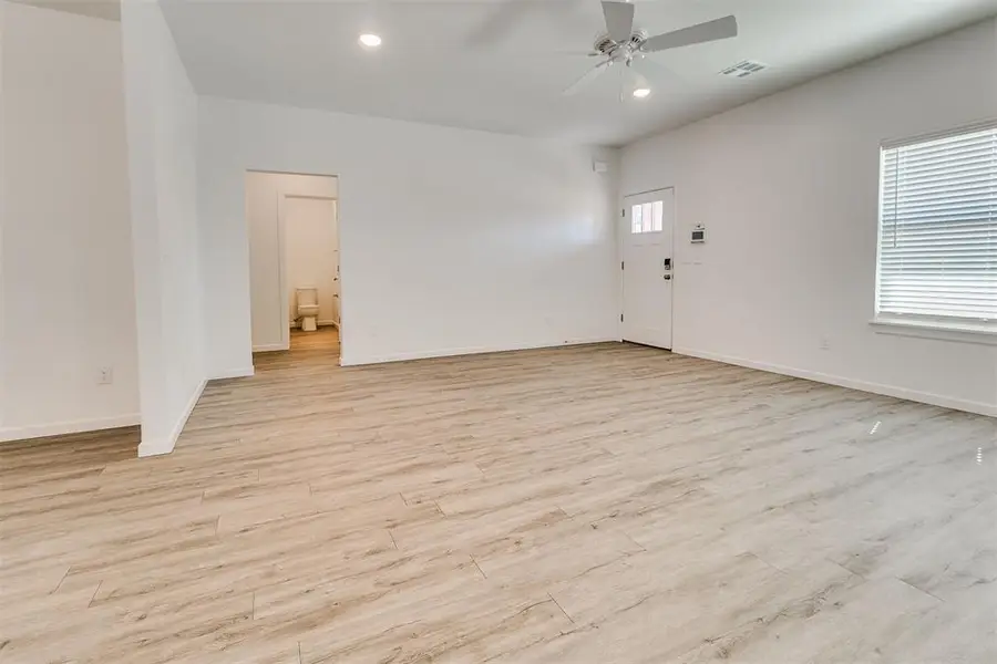 1425 E Park Place, Oklahoma City, OK 73117 - #2