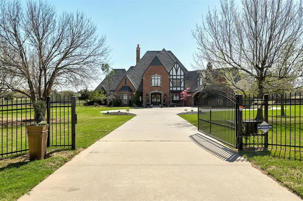 1248 W Sw 59th Street, Mustang, OK 73064 - #1