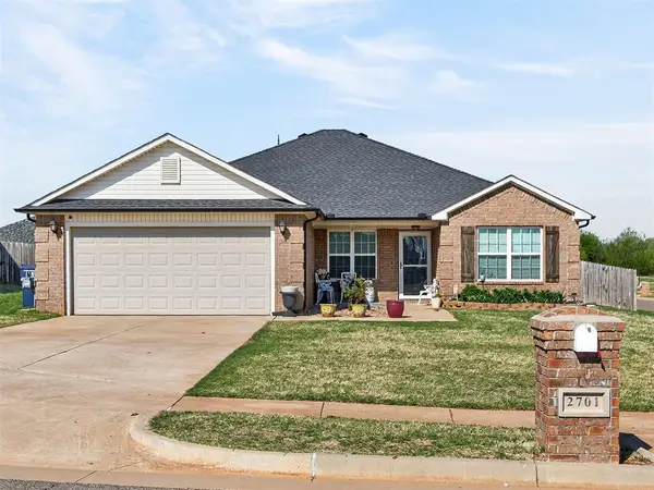 2701 Red Pine Circle, Yukon, OK 73099