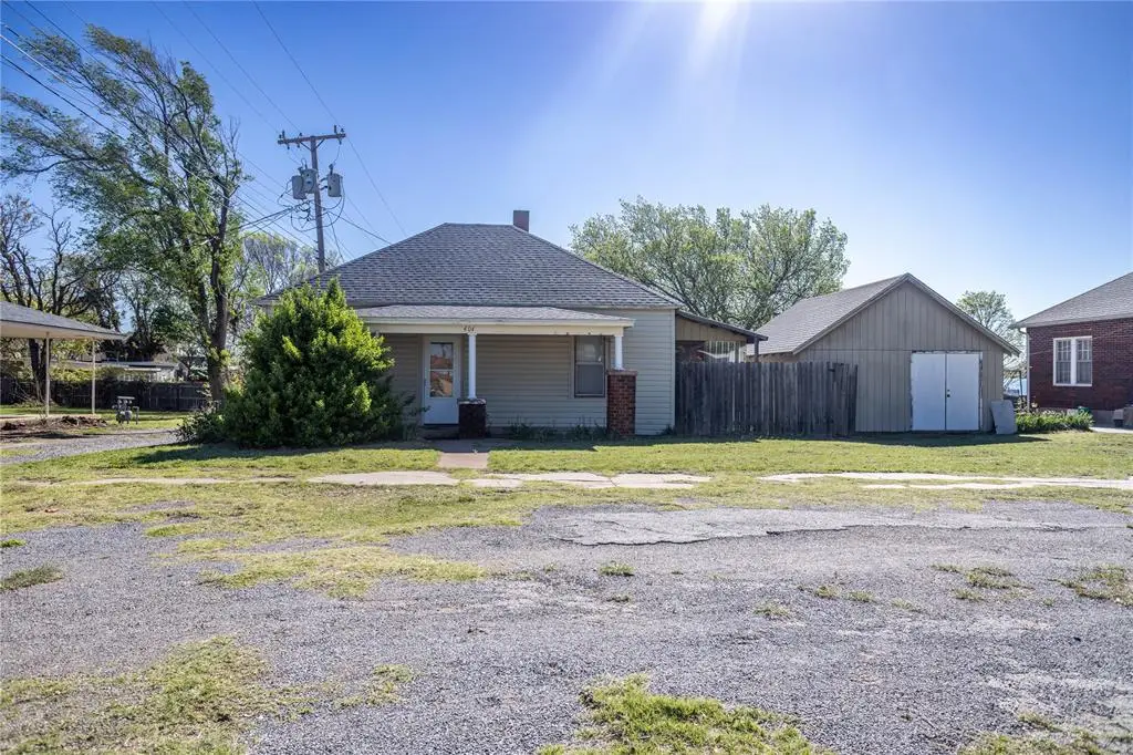 404 N State Street, Weatherford, OK 73096 - #1