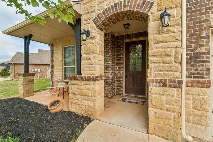 6113 NW 160th Terrace, Edmond, OK 73013 - #2