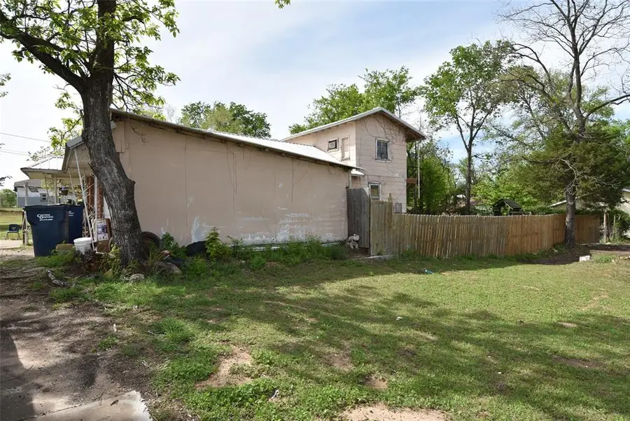 820 E Broadway Avenue, Seminole, OK 74868 - #3