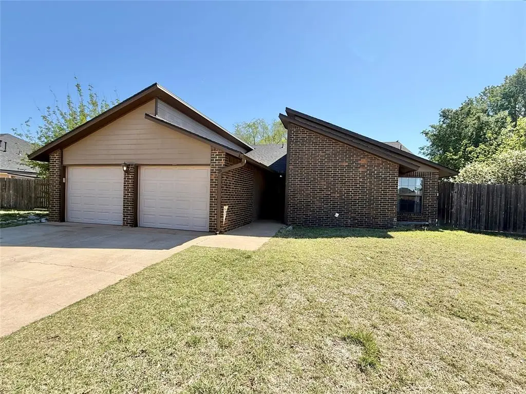 3512 Kings Way, Altus, OK 73521 - #1