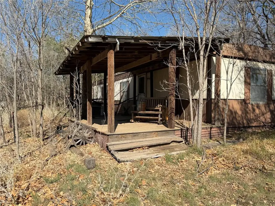 20586 E 1476 Road, Lone Wolf, OK 73655 - #2