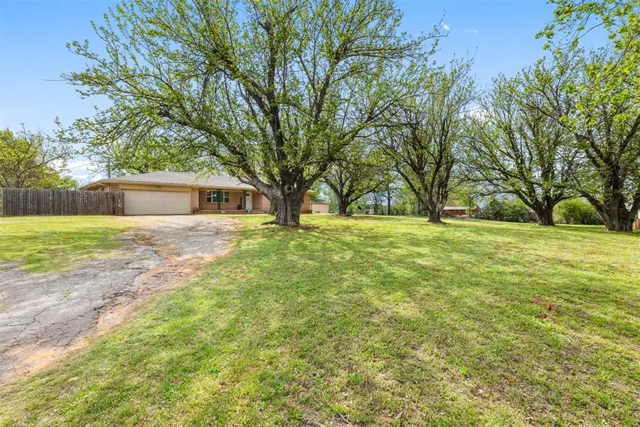 540 E Gracemont Street, Gracemont, OK 73042 - #2