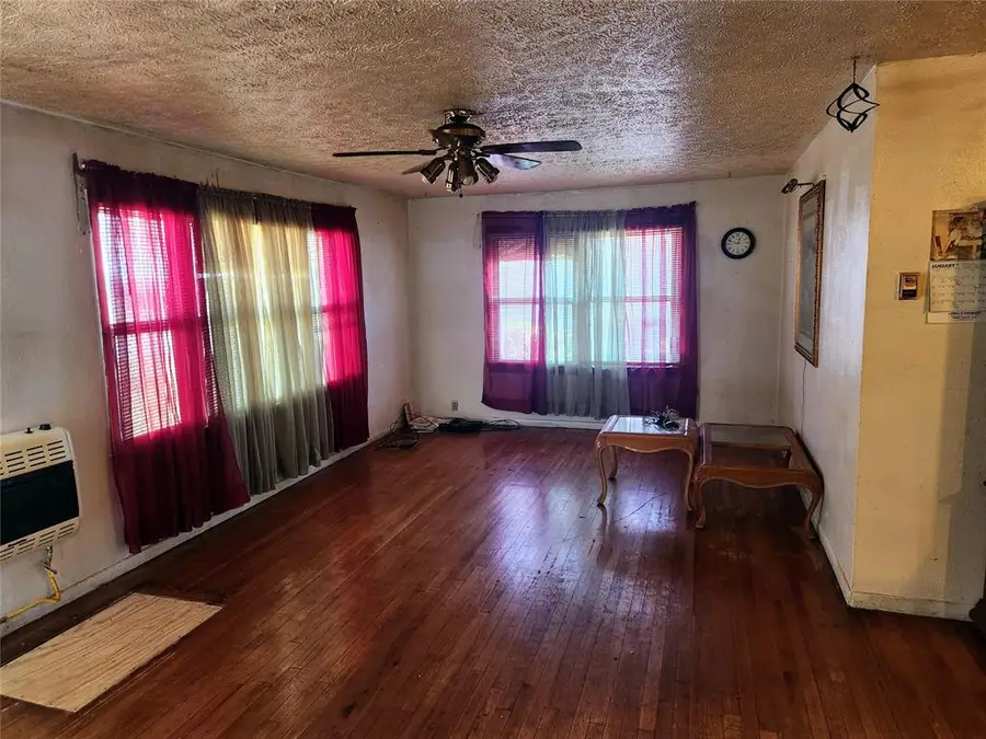 612 W Georgia Avenue, Anadarko, OK 73005 - #2