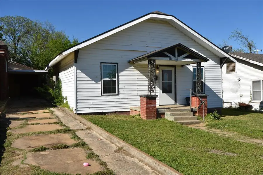 218 W Seminole Avenue, Seminole, OK 74868 - #3