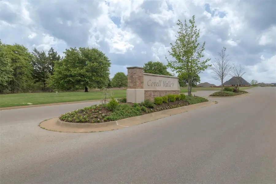 2324 Los Angeles Avenue, Edmond, OK 73034 - #3