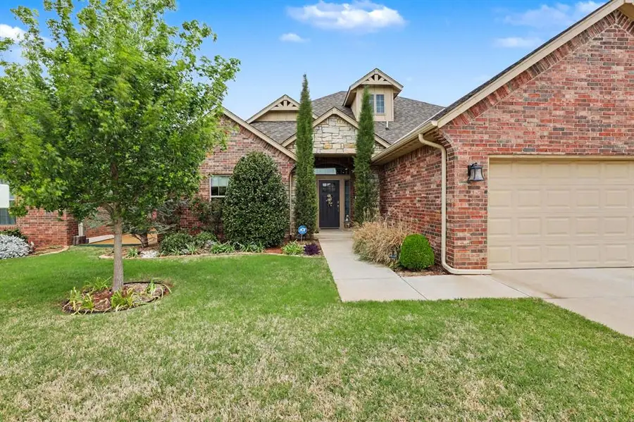 609 S Texoma Drive, Edmond, OK 73025 - #2