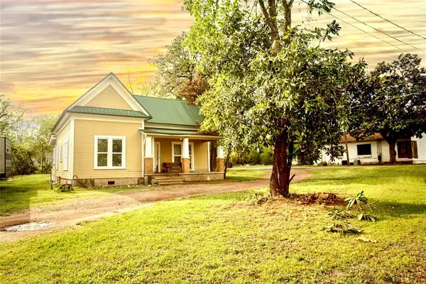 411 NE Avenue B Avenue, Idabel, OK 74745