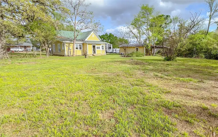 411 NE Avenue B Avenue, Idabel, OK 74745 - #2