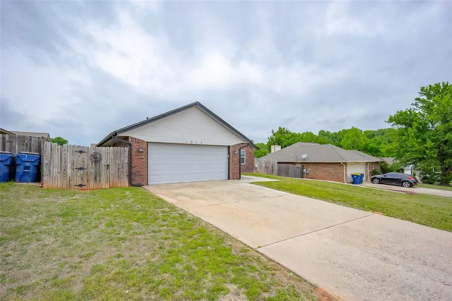 1917 Cimarron Trail, Choctaw, OK 73020 - #3