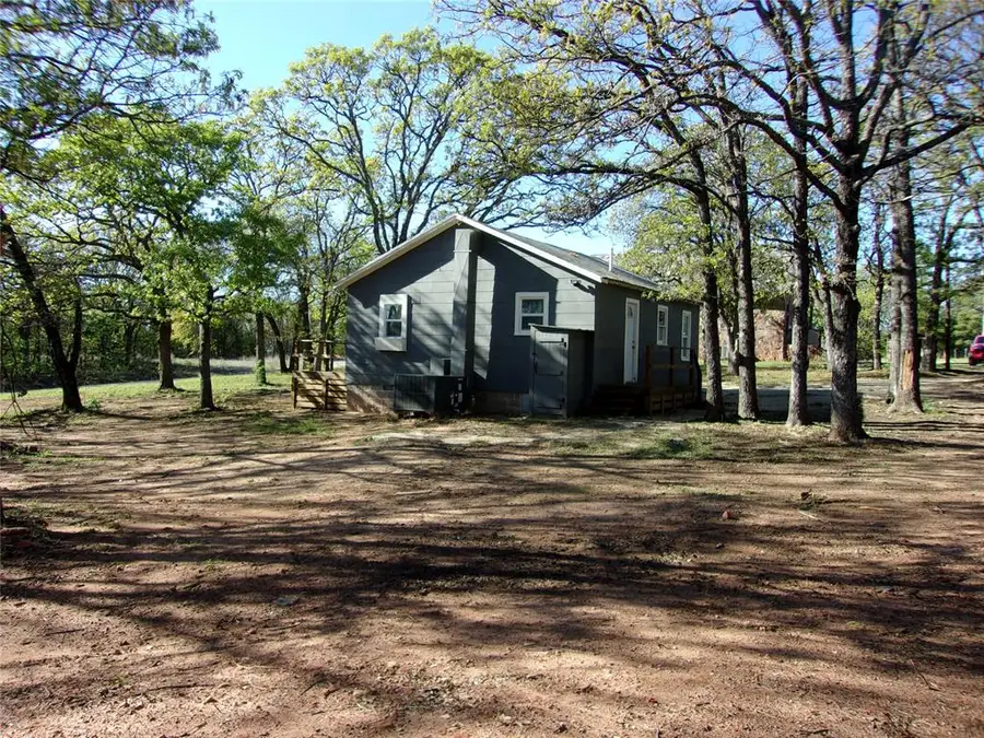 44021 Fairview Road, Maud, OK 74854 - #2