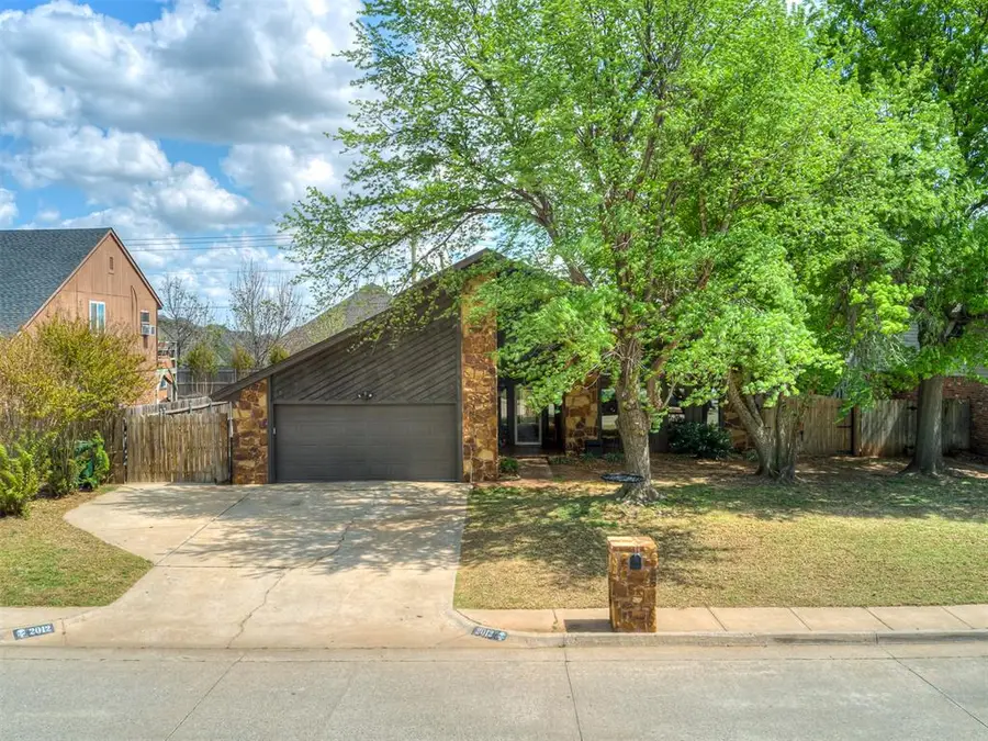 2012 Yellowstone Drive, Yukon, OK 73099 - #2