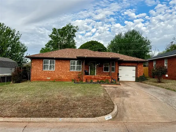 1307 N Broad Street, Guthrie, OK 73044