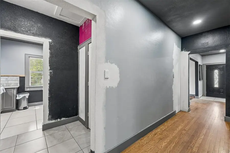 802 S 14th Street, Chickasha, OK 73018 - #2