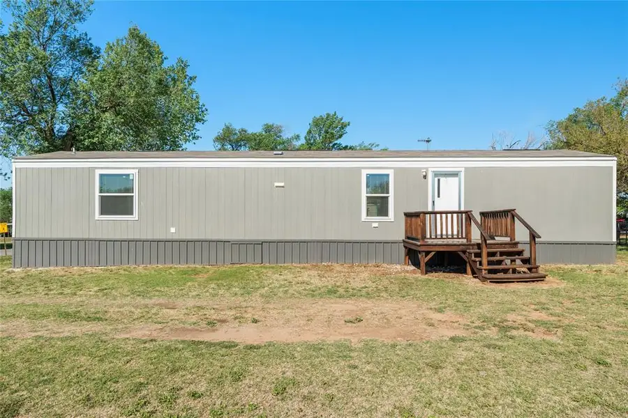 716 W 2nd Street, Watonga, OK 73772 - #2