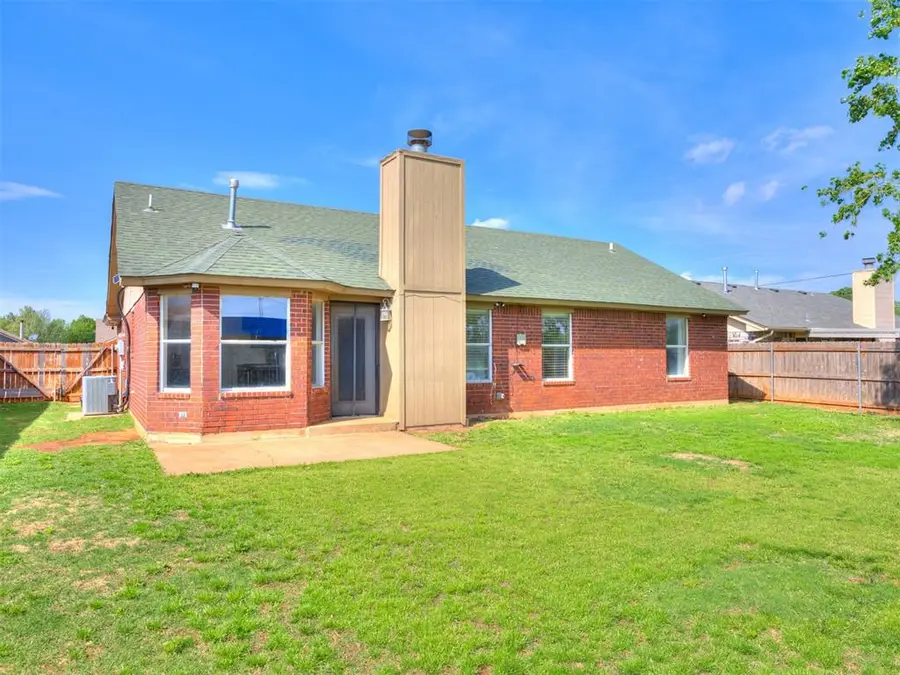 912 W Tesio Way, Mustang, OK 73064 - #2