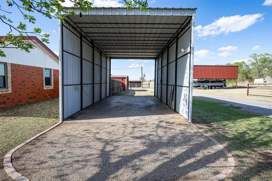 921 E North Boundary Street, Sentinel, OK 73664 - #3