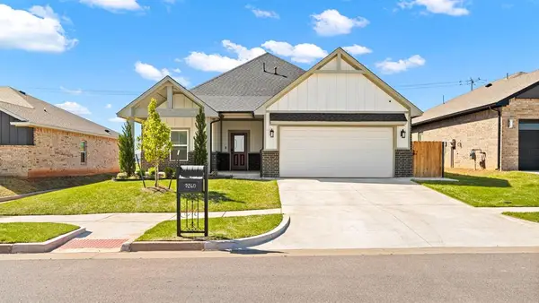 9240 NW 144th Place, Yukon, OK 73099