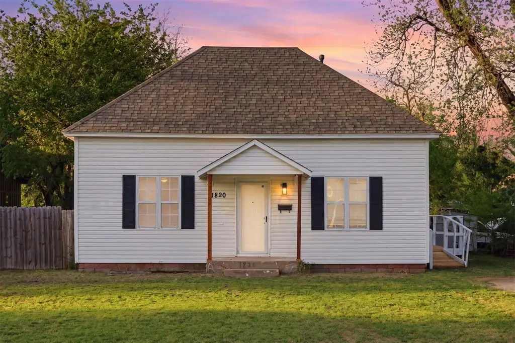 1820 W Idaho Avenue, Chickasha, OK 73018 - #1