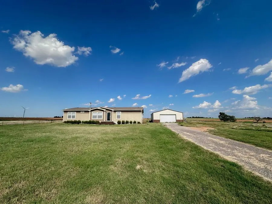 10091 County Street 2620 Street, Lookeba, OK 73053 - #3