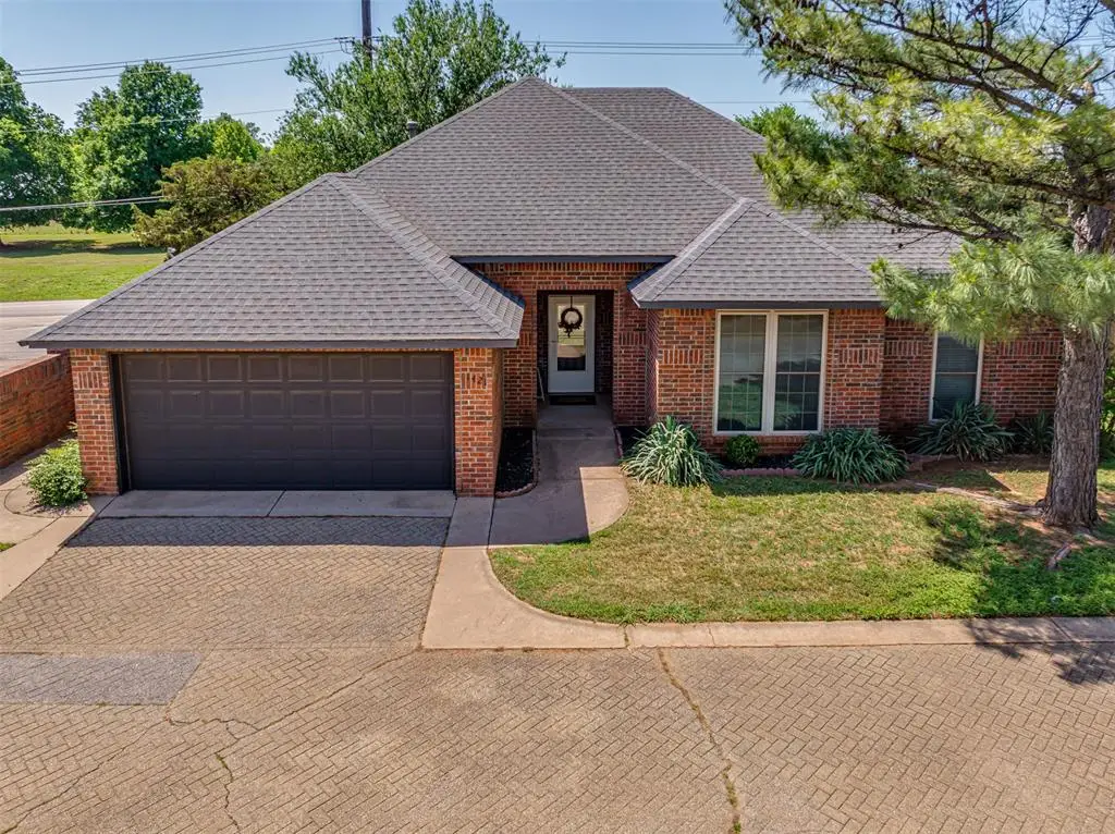 1421 N Canyon Way, Guthrie, OK 73044 - #1