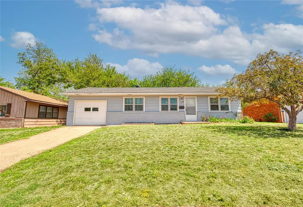 1206 Colorado Avenue, Elk City, OK 73644 - #1