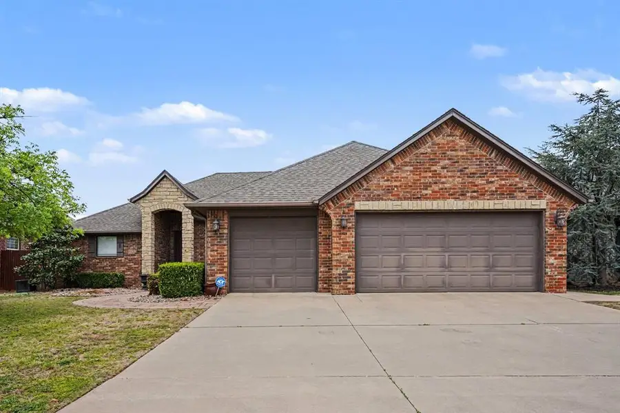 16105 Bravado Place, Edmond, OK 73013 - #3