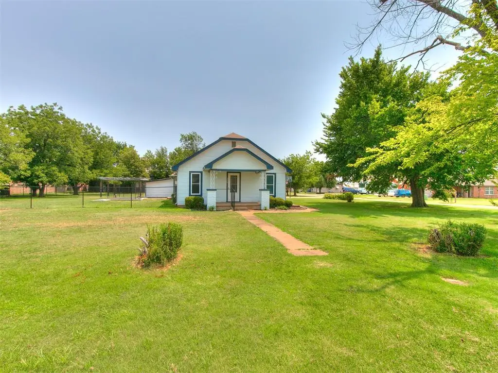 304 NW 2nd Street, Piedmont, OK 73078 - #1