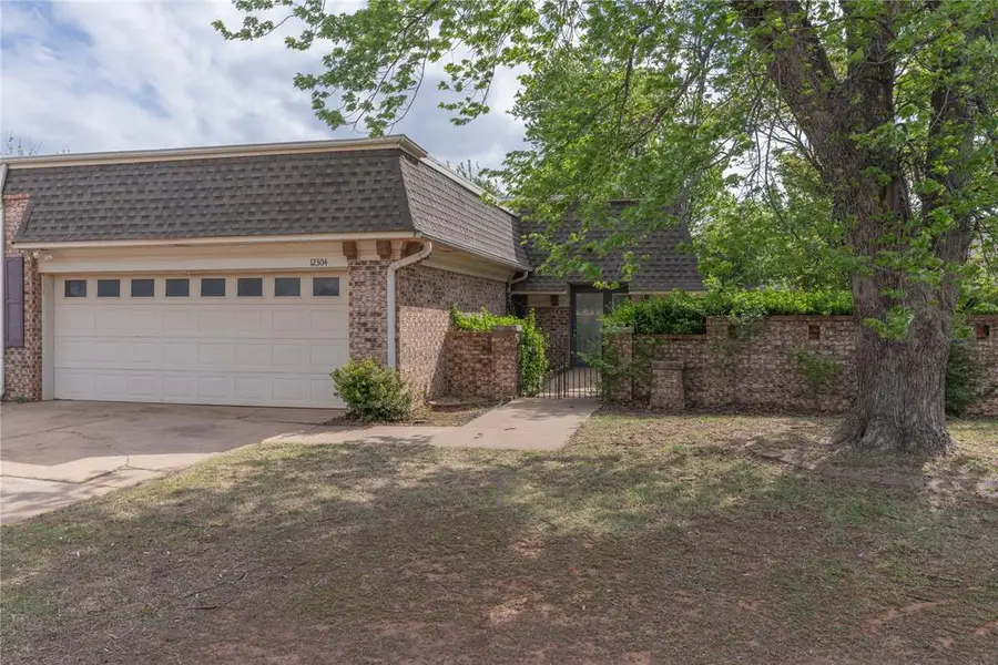 12304 Green Valley Drive, Oklahoma City, OK 73120 - #2