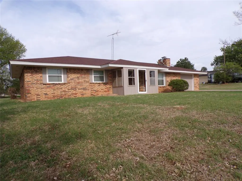 535 N Salyer, Hydro, OK 73048 - #1