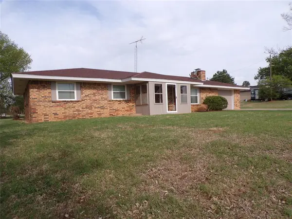 535 N Salyer, Hydro, OK 73048