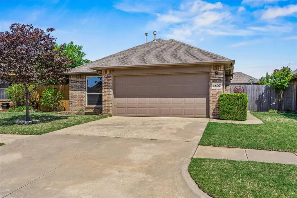 1407 SW 25th Street, Moore, OK 73170 - #1