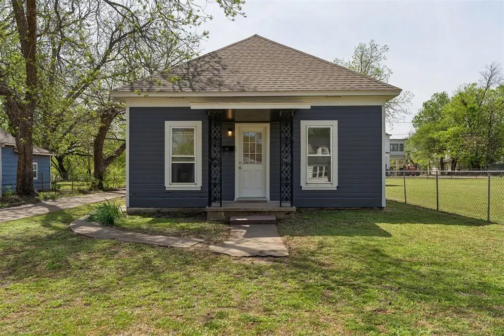 1011 W Mansur Avenue, Guthrie, OK 73044 - #1