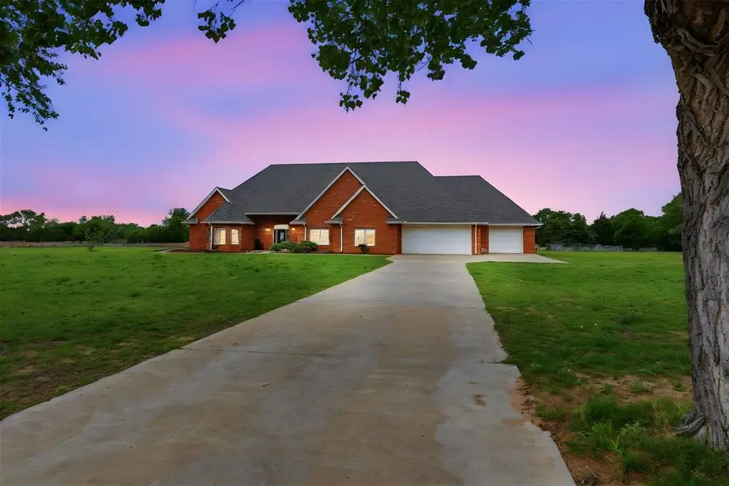 15907 S County Road 208, Altus, OK 73521 - #1