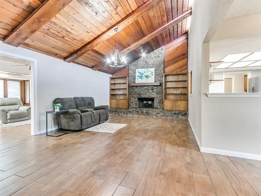 1712 Plumb Drive, Midwest City, OK 73130 - #2