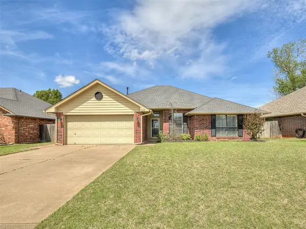 409 E Twelve Oaks Terrace, Mustang, OK 73064