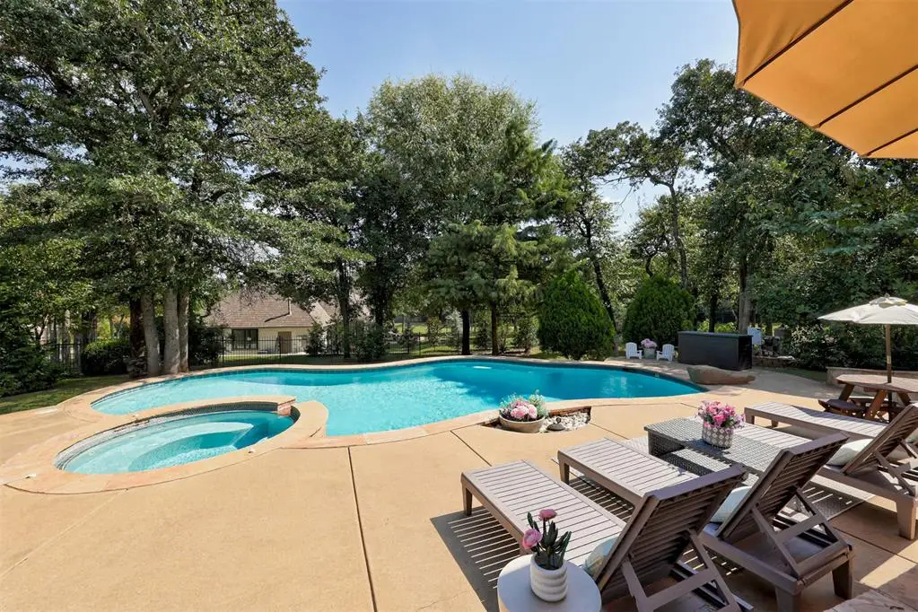 5700 Georgetowne Road, Edmond, OK 73034 - #1