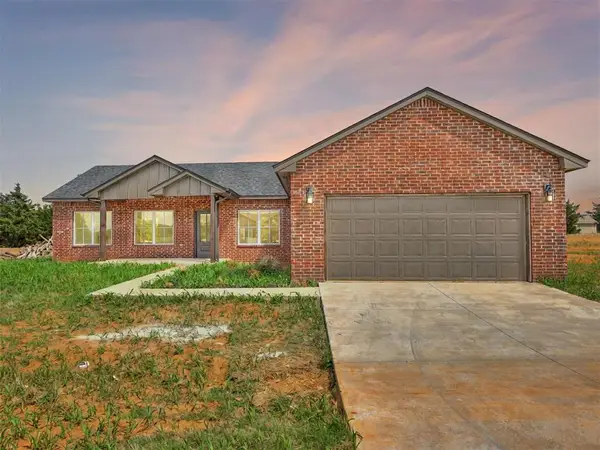 10190 S Meadows Lane, Guthrie, OK 73044