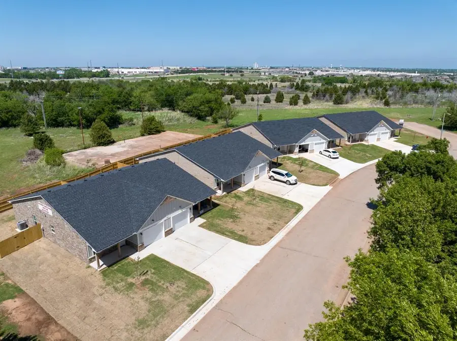 11501 N Oklahoma Avenue, Oklahoma City, OK 73114 - #3