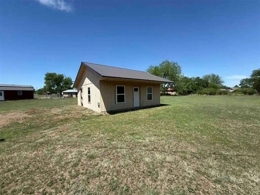 601 W Jewel Street, Mangum, OK 73554 - #1