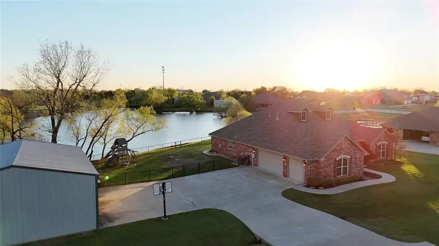 4700 Southcreek Road, Moore, OK 73165 - #2