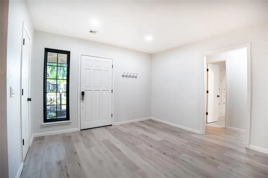 8305 NW 115th Street, Oklahoma City, OK 73162 - #3