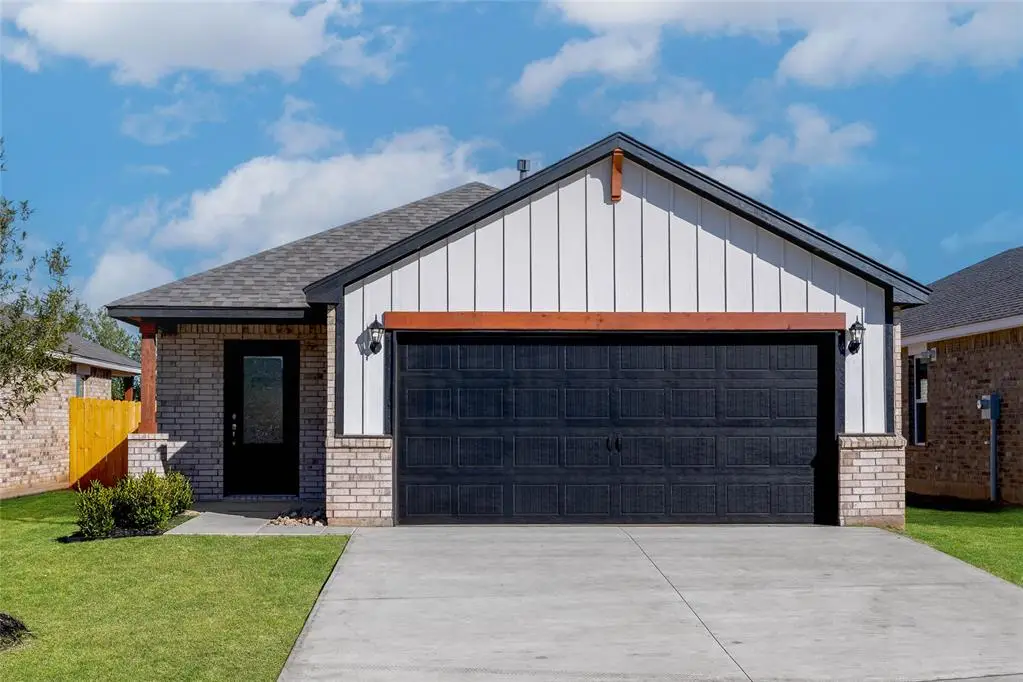 12701 Carrara Lane, Yukon, OK 73099 - #1